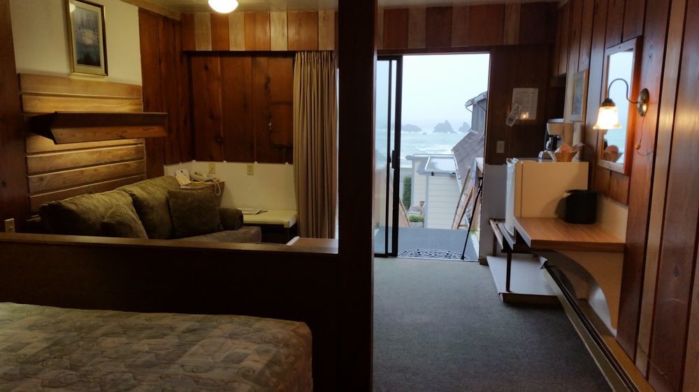 Sunset Oceanfront Lodging Bandon Exterior photo